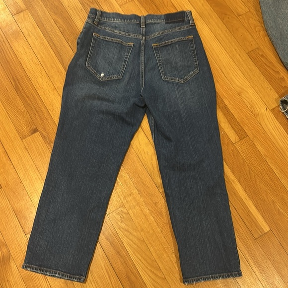 The Ankle Straight Ultra High Rise 
Size 29/8 SHORT
Abercrombie and Fitch - Picture 3 of 3